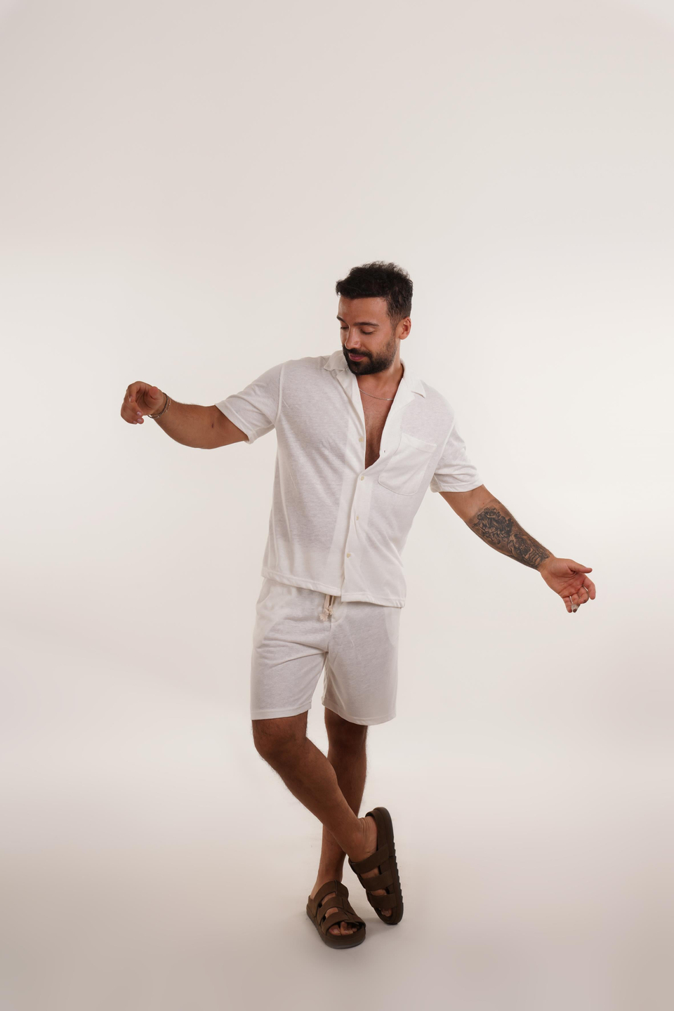 EŞOFMAN TAKIMIBeyaz Hırçıllı Gömlek Şort Takım VMS 30511