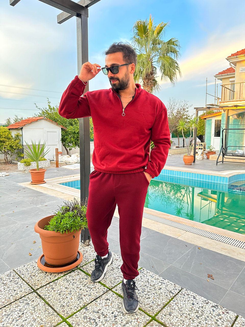 EŞOFMAN TAKIMIBordo 3 İplik Yarım Fermuarlı Şardonlu Alt Üst Eşofman Takımı