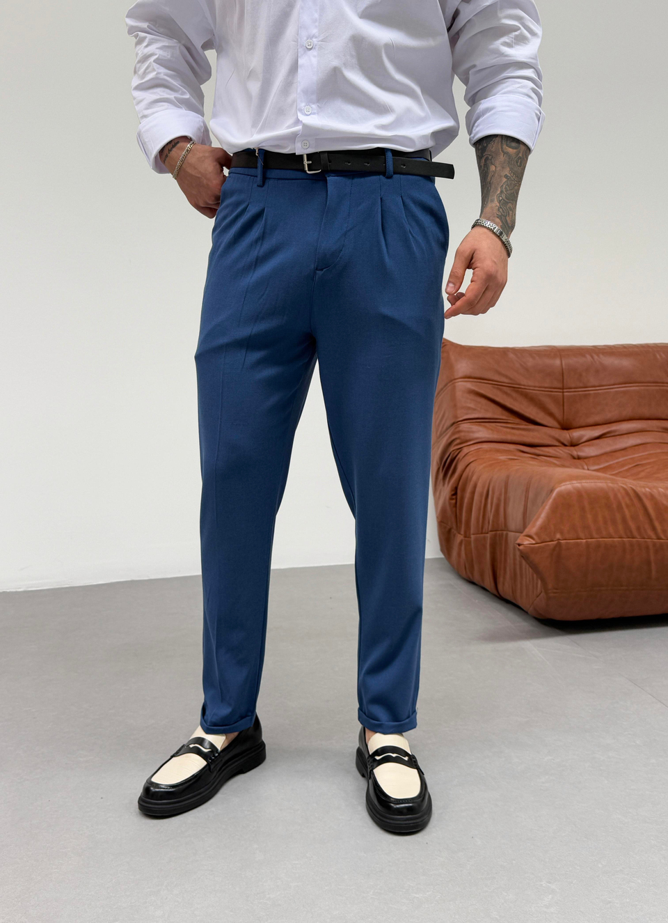 EşofmanSaks Double Paça Siyah Kemerli Kumaş Pantolon SNZ 1045