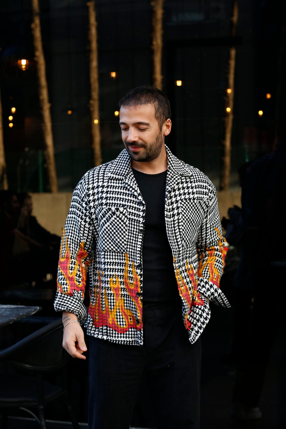 GÖMLEKSiyah Beyaz Alevli Baskılı Oversize Kesim Oduncu Gömlek PLZ-12