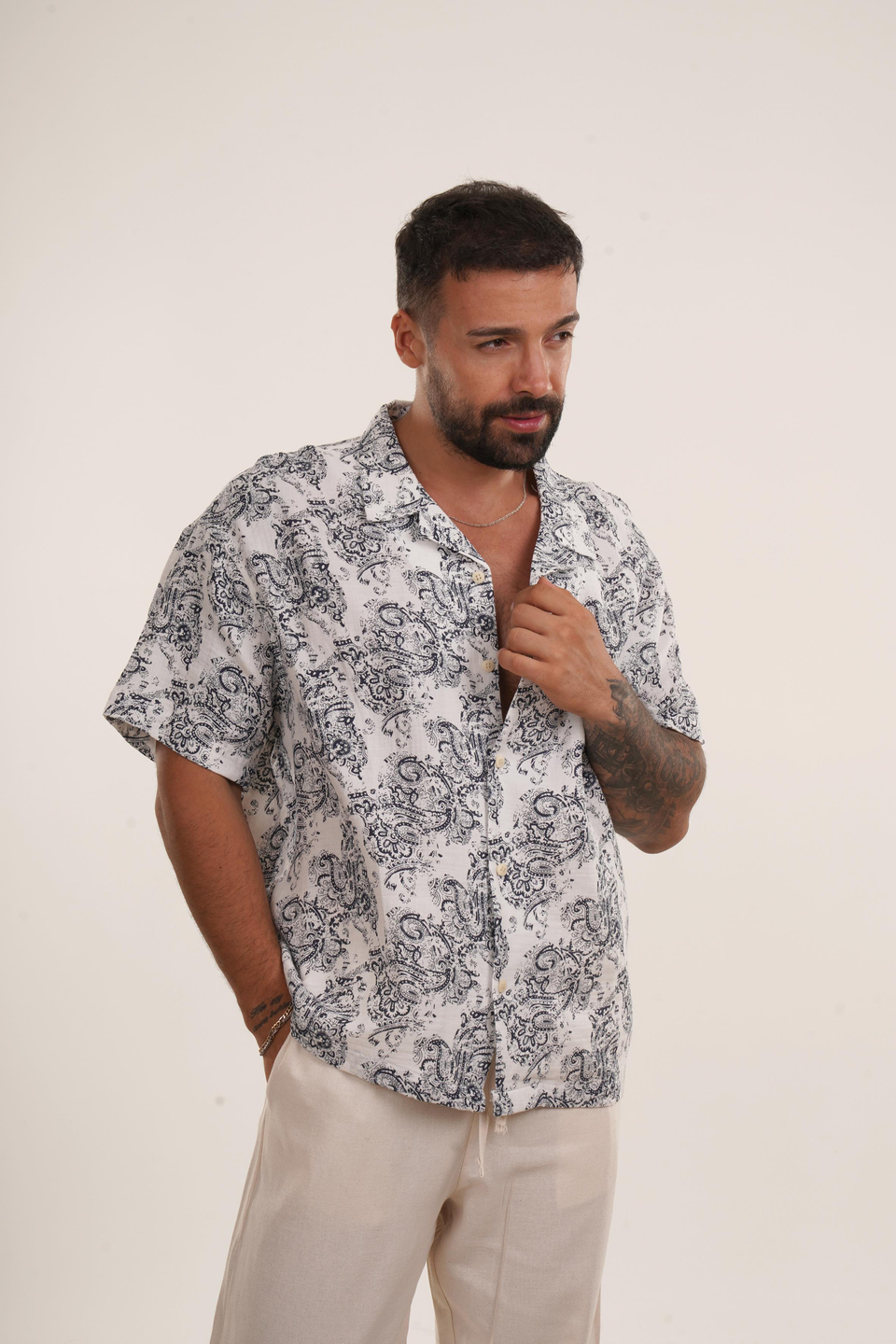 GÖMLEKSiyah Etro Desen Oversize Keten Gömlek EST E70176