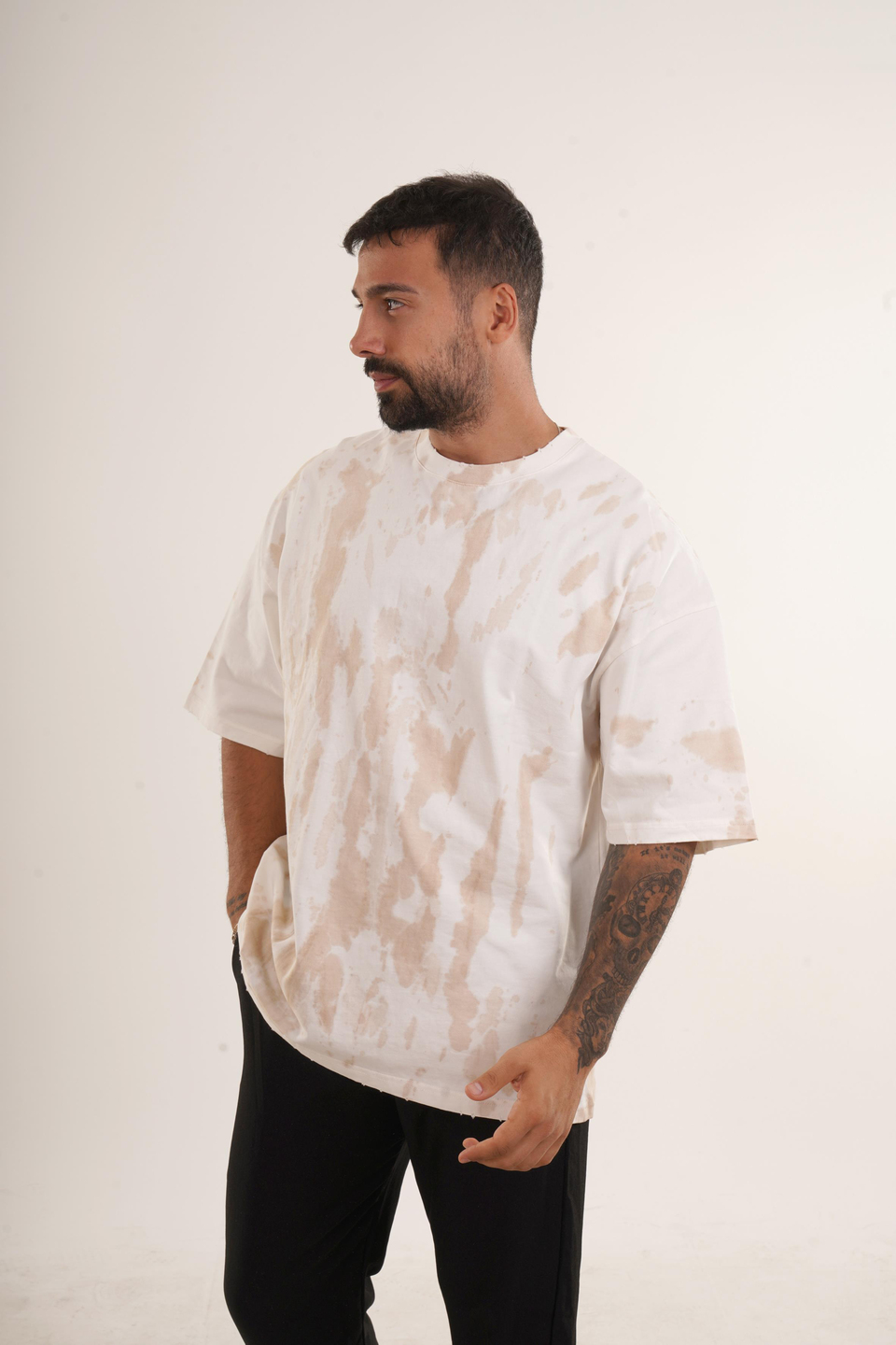 OVERSİZE T-SHİRTBej Yüksek Kalite Batik Desen Oversize T-SHİRT VMS 40318
