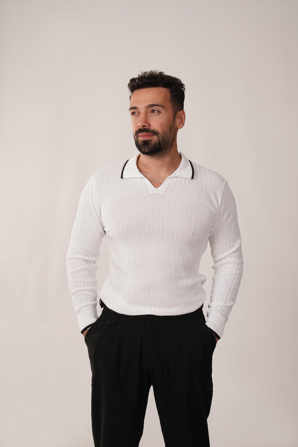 POLO YAKABeyaz Fitilli Açma Yaka Polo Yaka