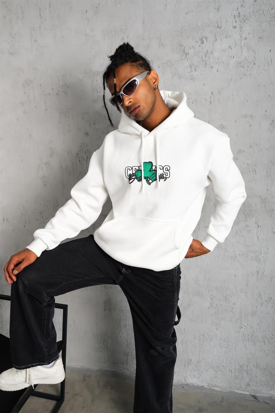 SWEATSHİRTBeyaz CELTİCS Baskılı 3 İplik Kapşonlu Oversize Sweatshirt 