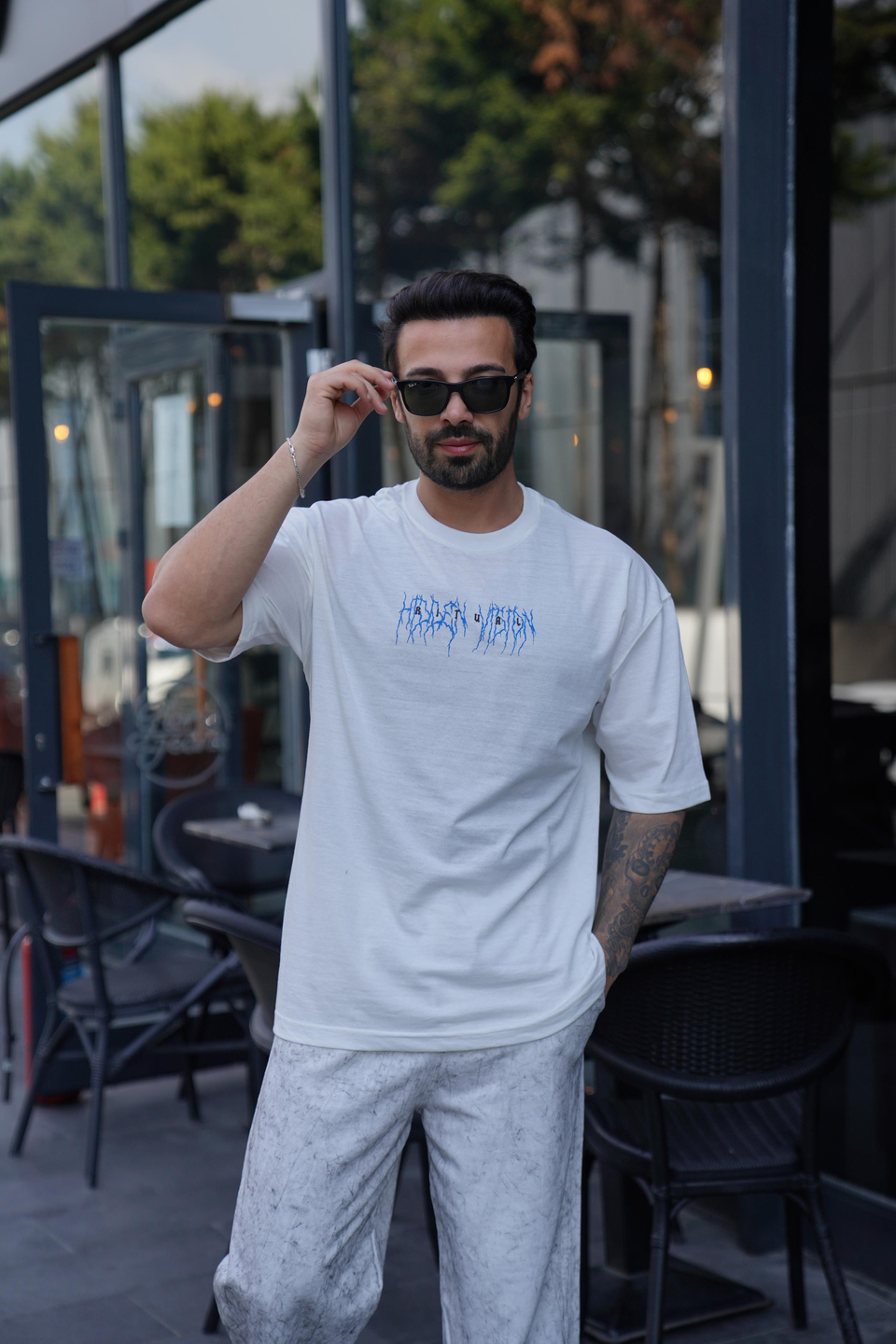 T-SHİRTBeyaz RİTUAL Baskılı Oversize T-Shirt VSK