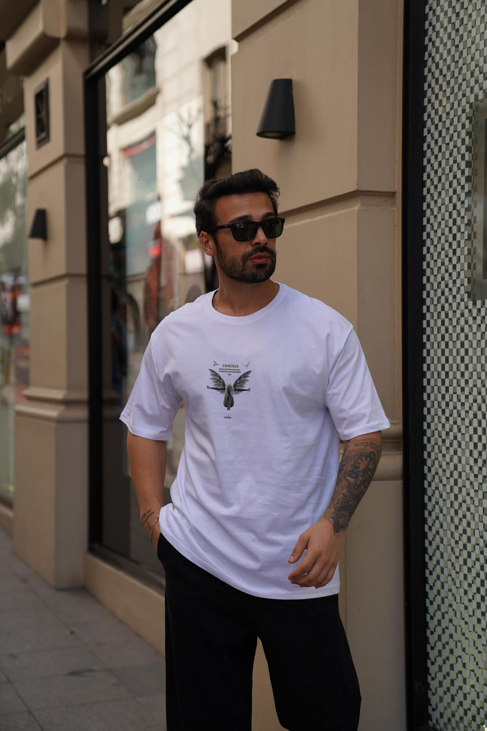 T-SHİRTBeyaz Winsunurse Baskılı Oversize T-Shirt TK
