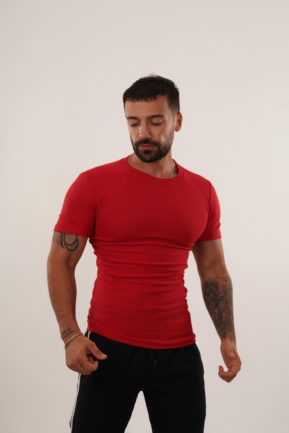 T-SHİRTKırmızı Kaşkorse T-SHİRT FİYAT PERFORMANS ÜRÜNÜ