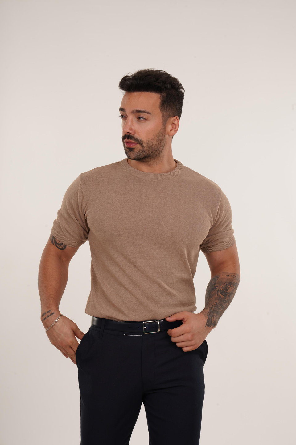 T-SHİRTKrem Düz Triko T-shirt TB