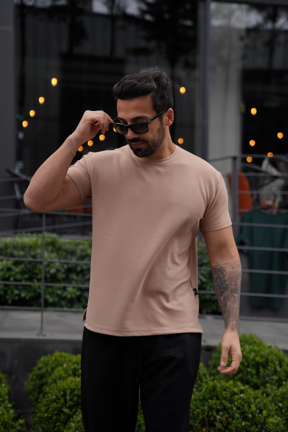 T-SHİRTKrem Ottoman Çizgi Desen Bisiklet Yaka T-Shirt TK 1001