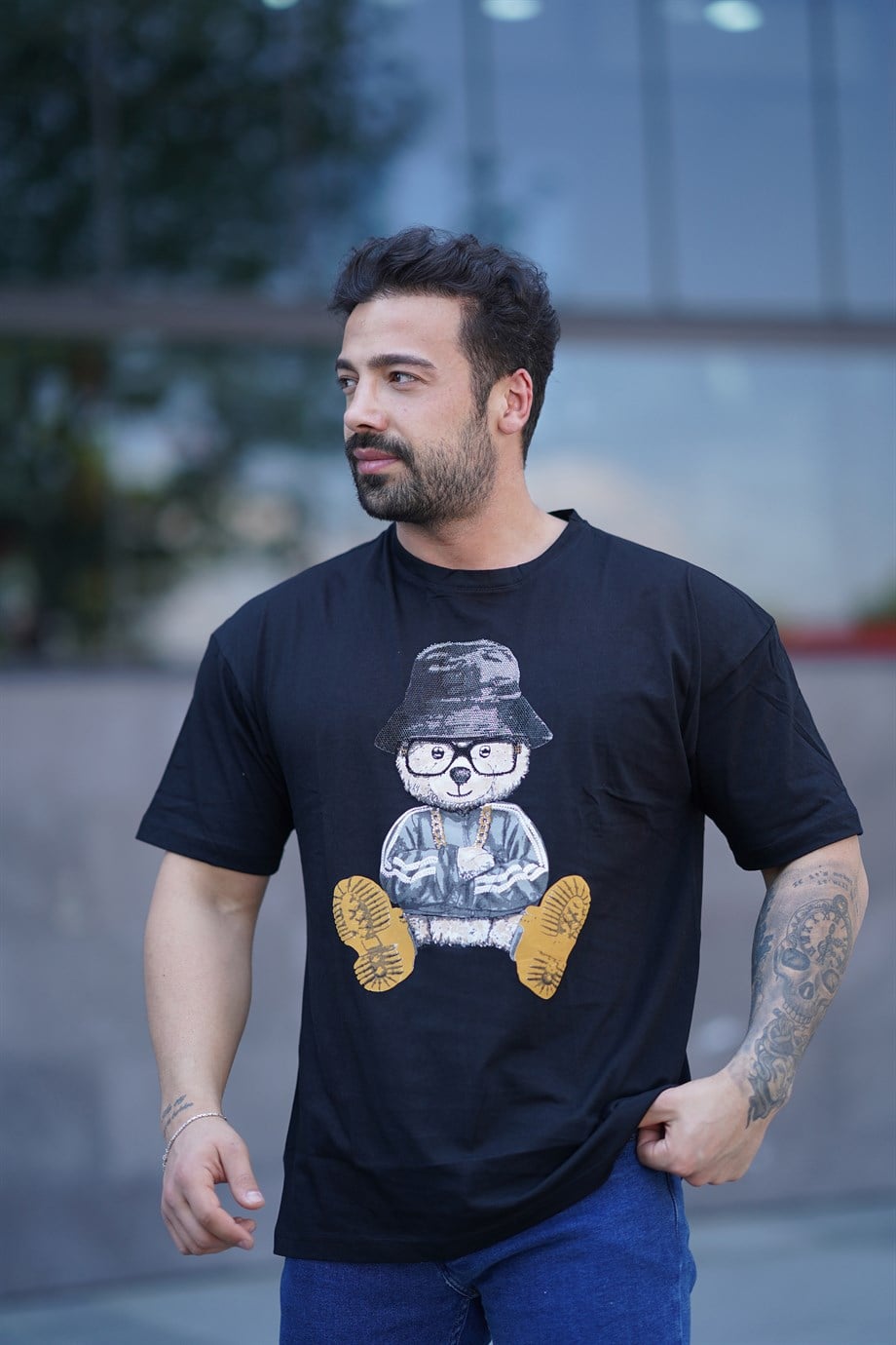 T-SHİRTSiyah Gözlüklü Ayı Baskılı Oversize T-SHİRT