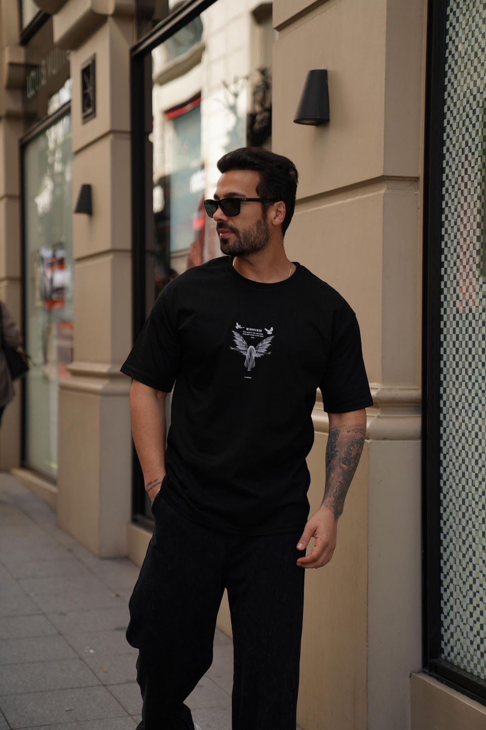 T-SHİRTSiyah Winsunurse Baskılı Oversize T-Shirt TK