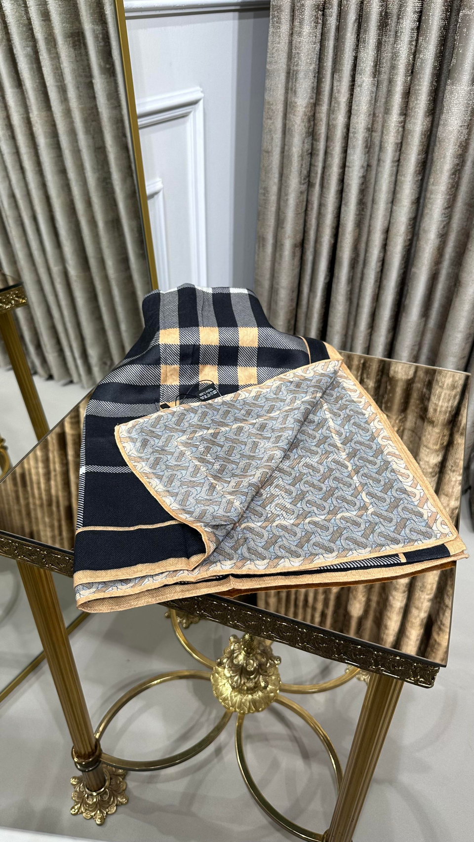 %100 BURB. DESEN YÜN ŞAL SİYAH