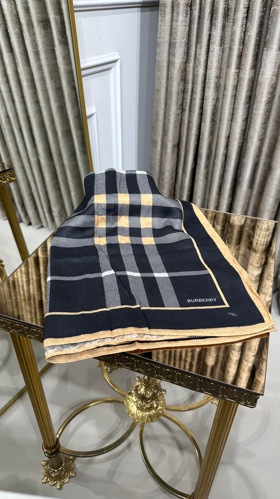 %100 BURB. DESEN YÜN ŞAL SİYAH