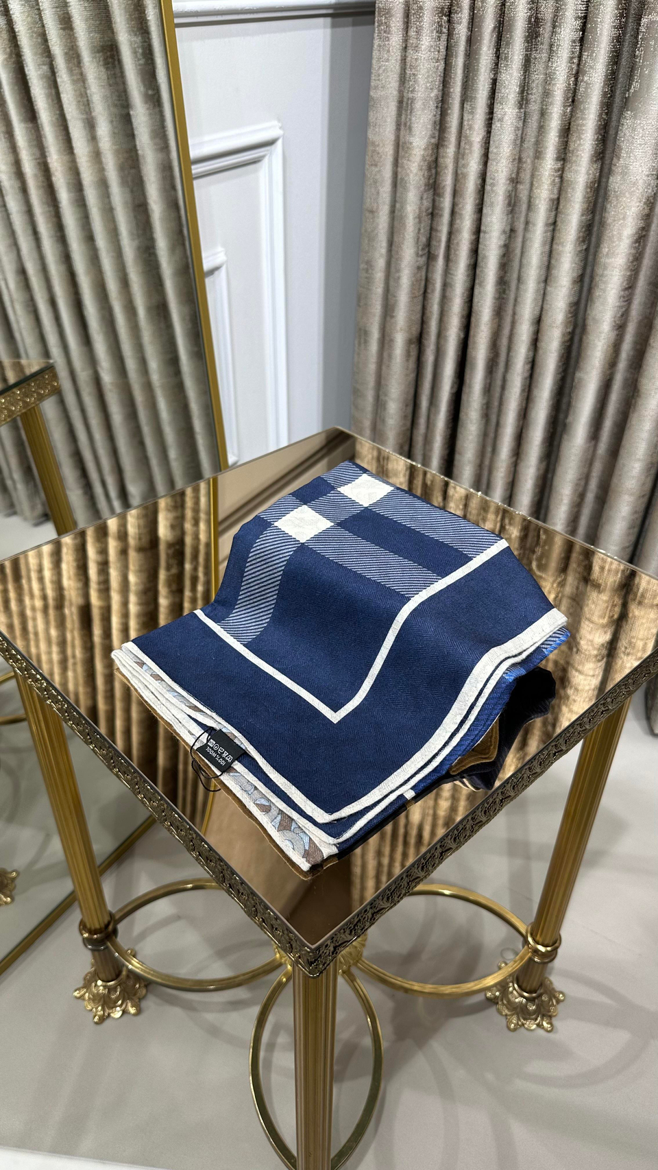 BURB. YÜN EŞARP LACİVERT