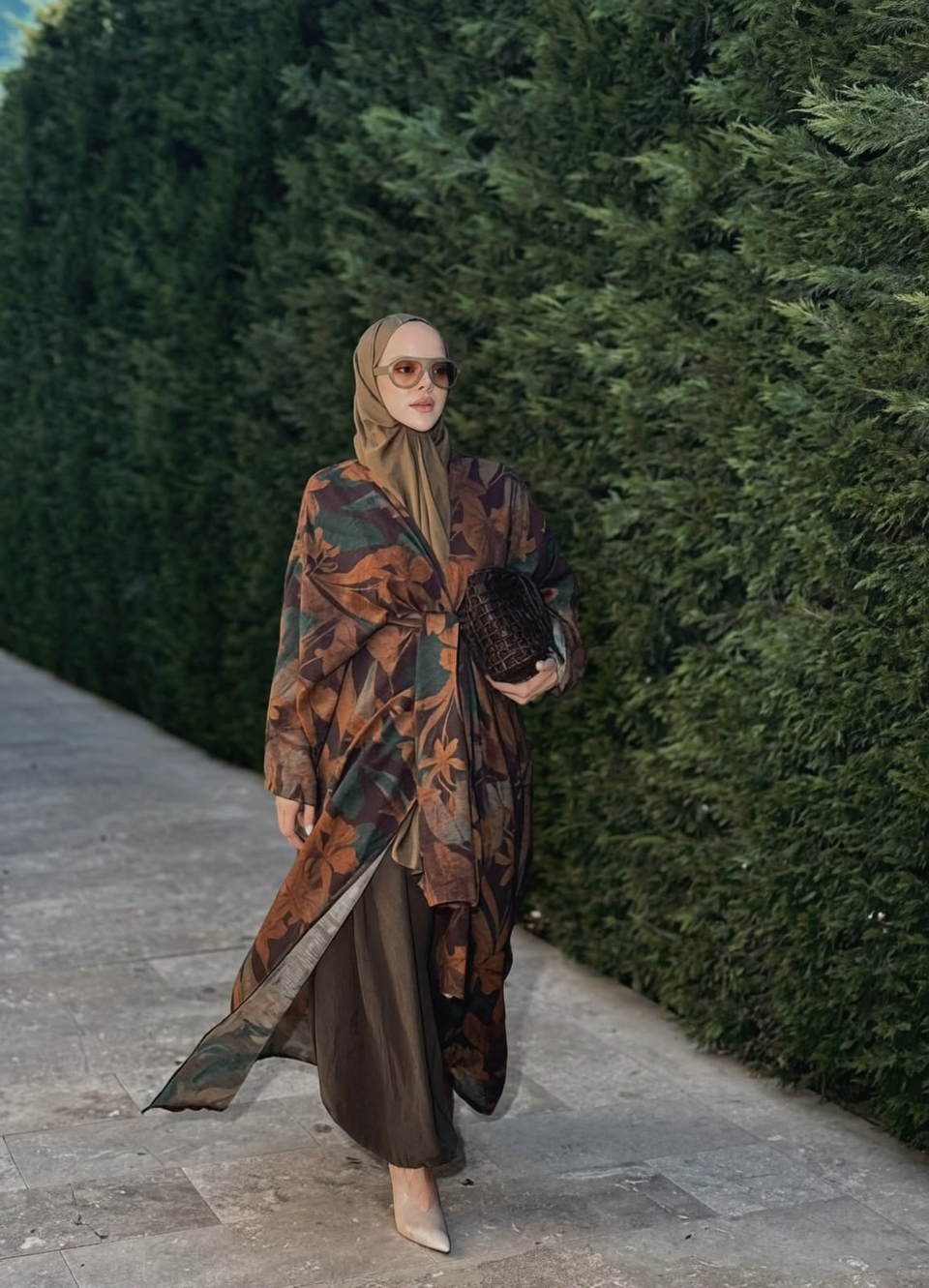 İTHAL KETEN TASARIM ABAYA SETİ KAHVE