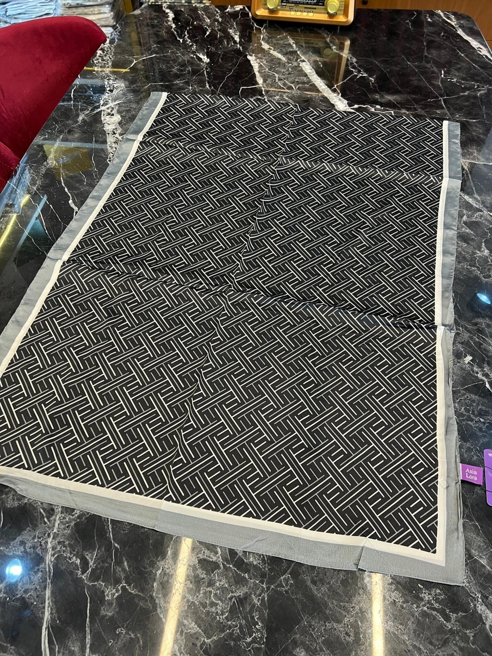 LORA İPEK VUAL ŞAL