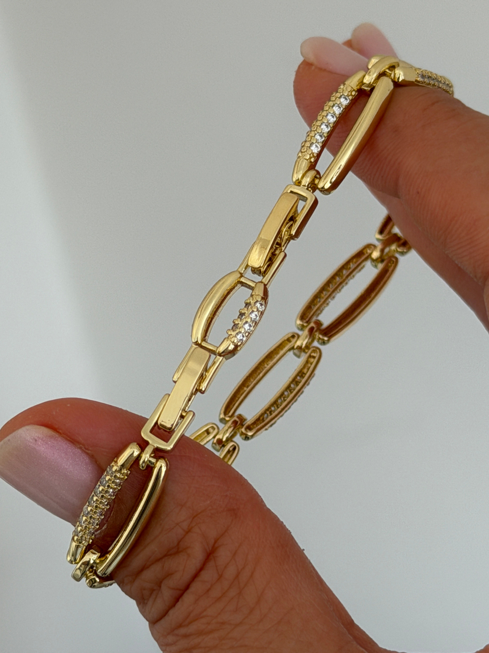 Oval Halka Taşlı Model/Cm