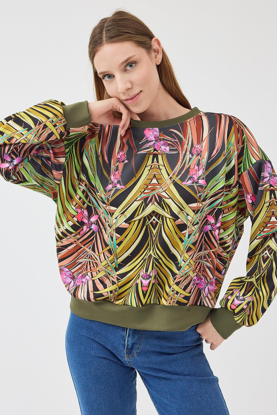Kadın Oversize Bisiklet Yakalı Dijital Baskı Detaylı Swathirt
