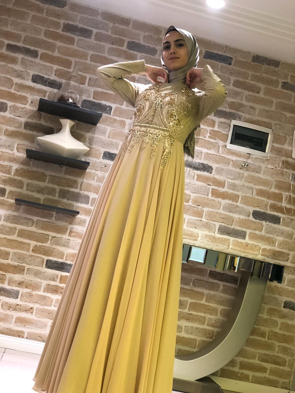 BELLEY TAŞ İŞLEMELİ ABİYE 