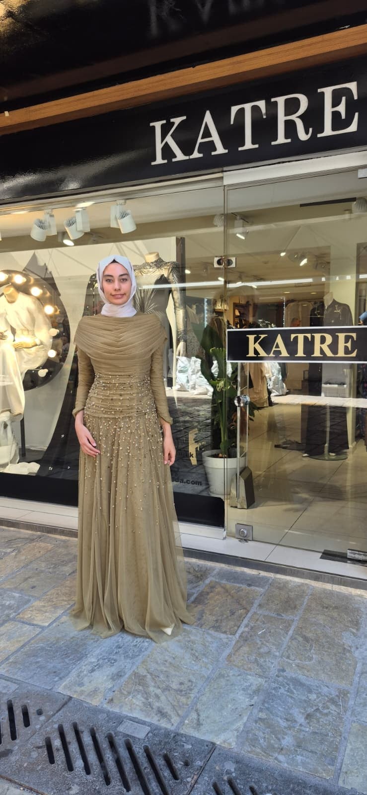 KENZEL TÜL KUMAŞ PUL PAYET İŞLEMELİ ABİYE