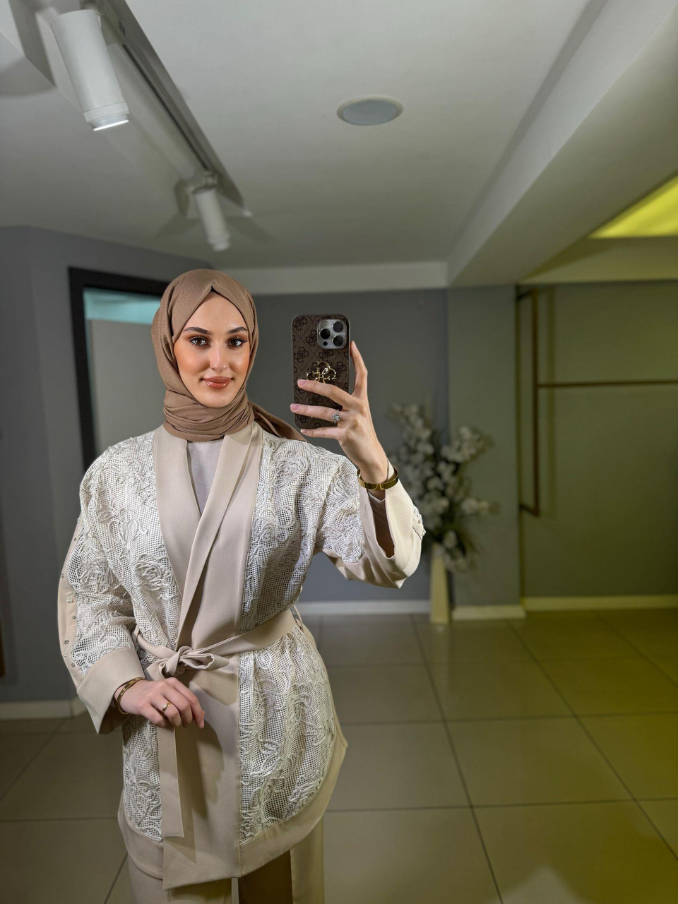 MİARUJ OMUZLARI TAŞLI FİLE KİMONA