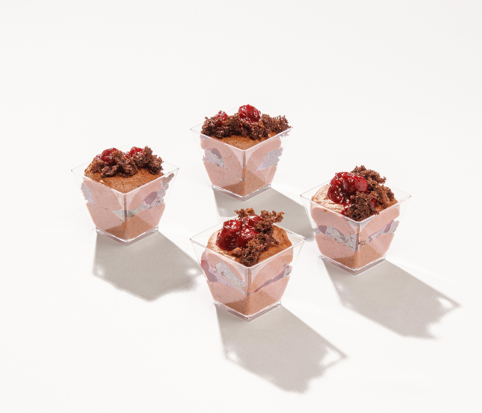 Cherry Chocolate Mousse - 15 Pcs