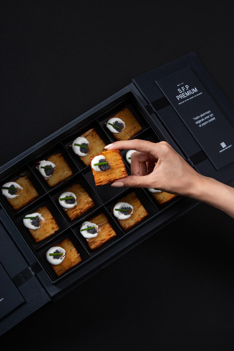 Lime Kremalı ve Beluga Mersin Balığı Havyarlı Patates Pavé