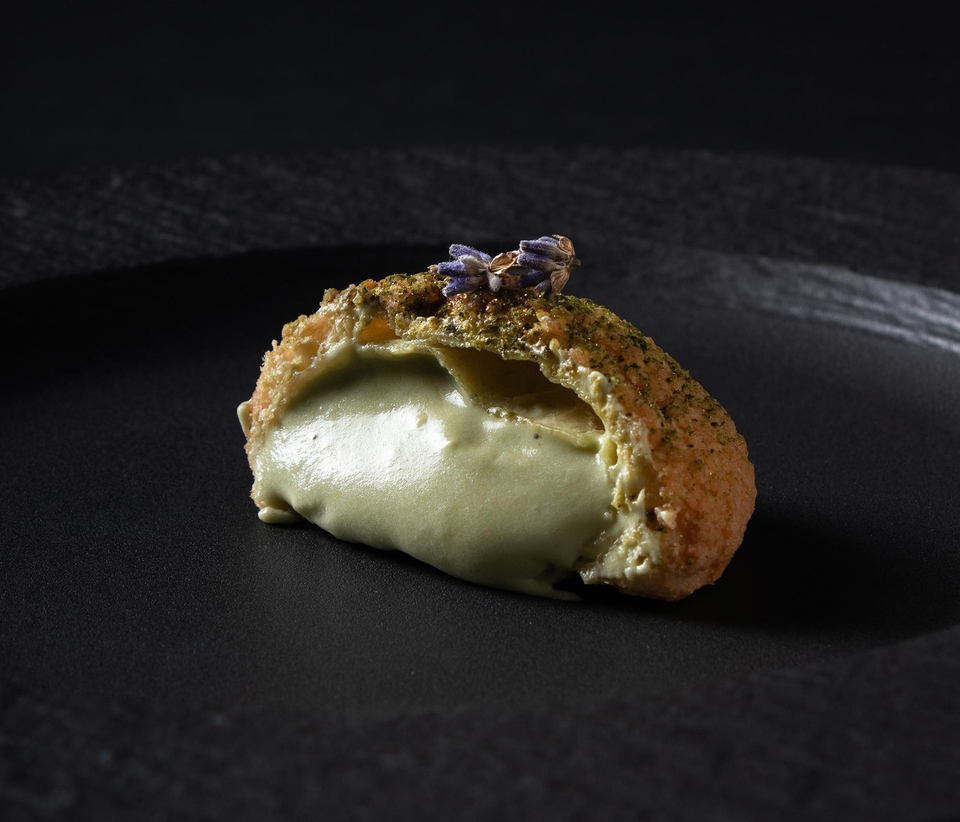 Matcha ve Lavanta Kremalı Choux