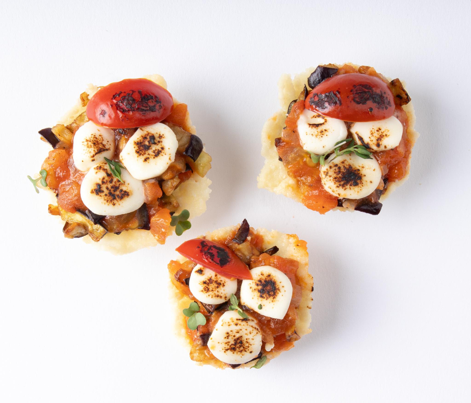 Parmesan Çanaklarında Melanzane - 15 ad