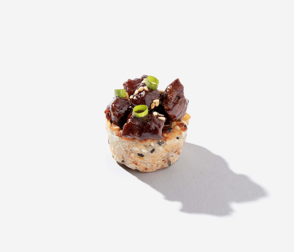 Sushi Pirinci ile Kung Pao Dana Kanepe