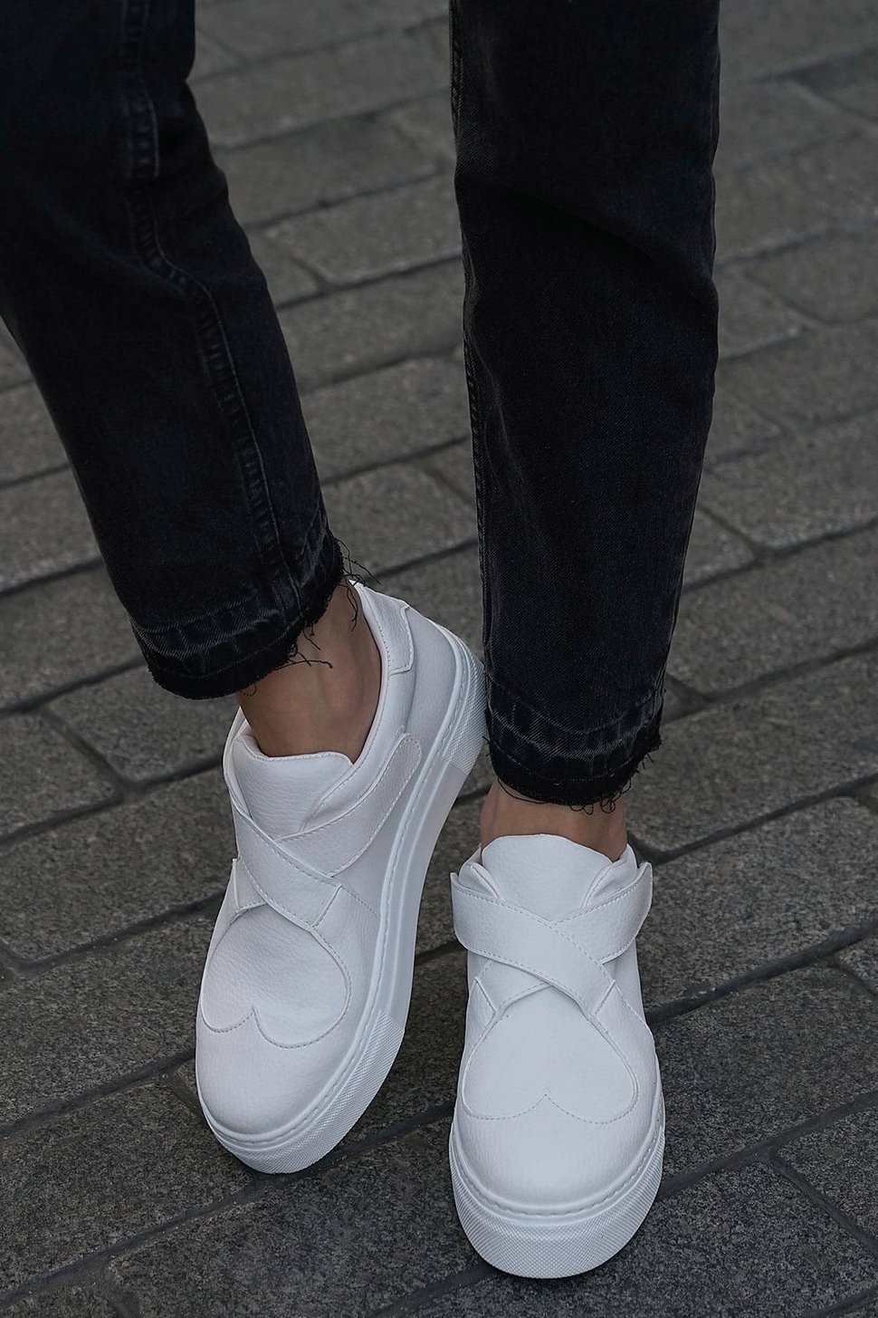 Irma Beyaz Çapraz Cırtlı Sneaker-SPOR-Mio Gusto-05011WHC