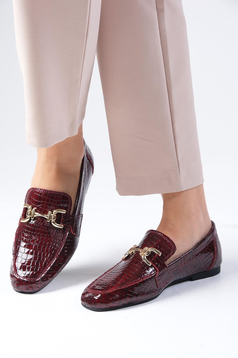 Jordane Hakiki Deri Bordo Renk Loafer-DÜZ AYAKKABI-Mio Gusto-01556WRX