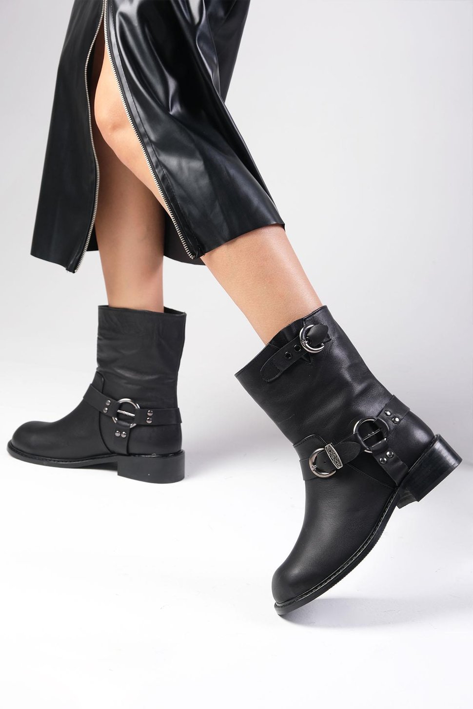 Lola Hakiki Deri Siyah Renk Biker Bot-Topuksuz-Mio Gusto-05846BLC