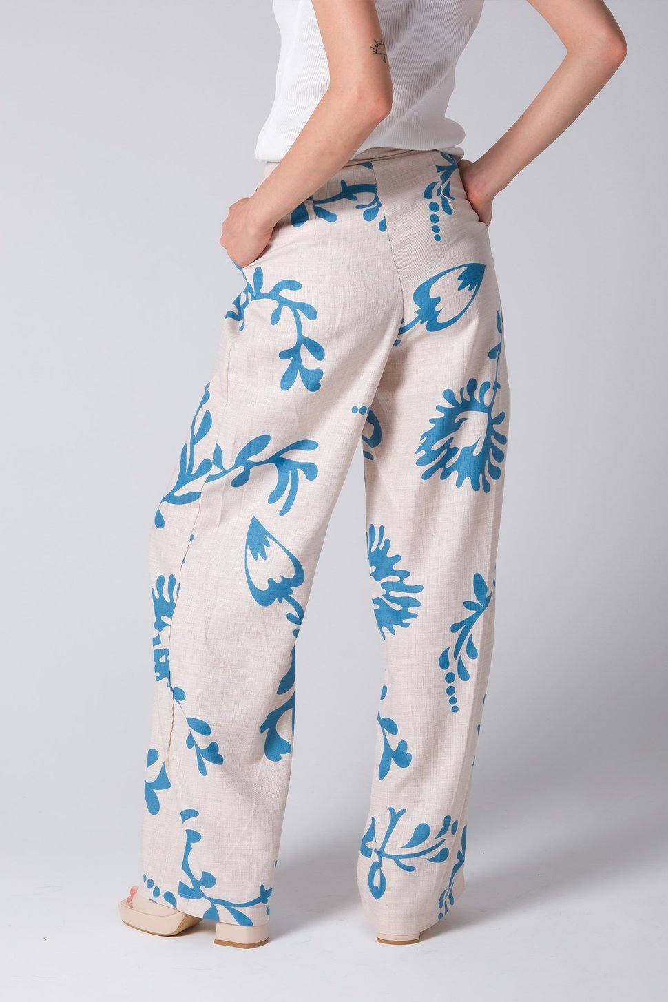 Mavi Renk Kadın Bol Paça Pantalon-Pantolon-Mio Gusto-G0025BUK