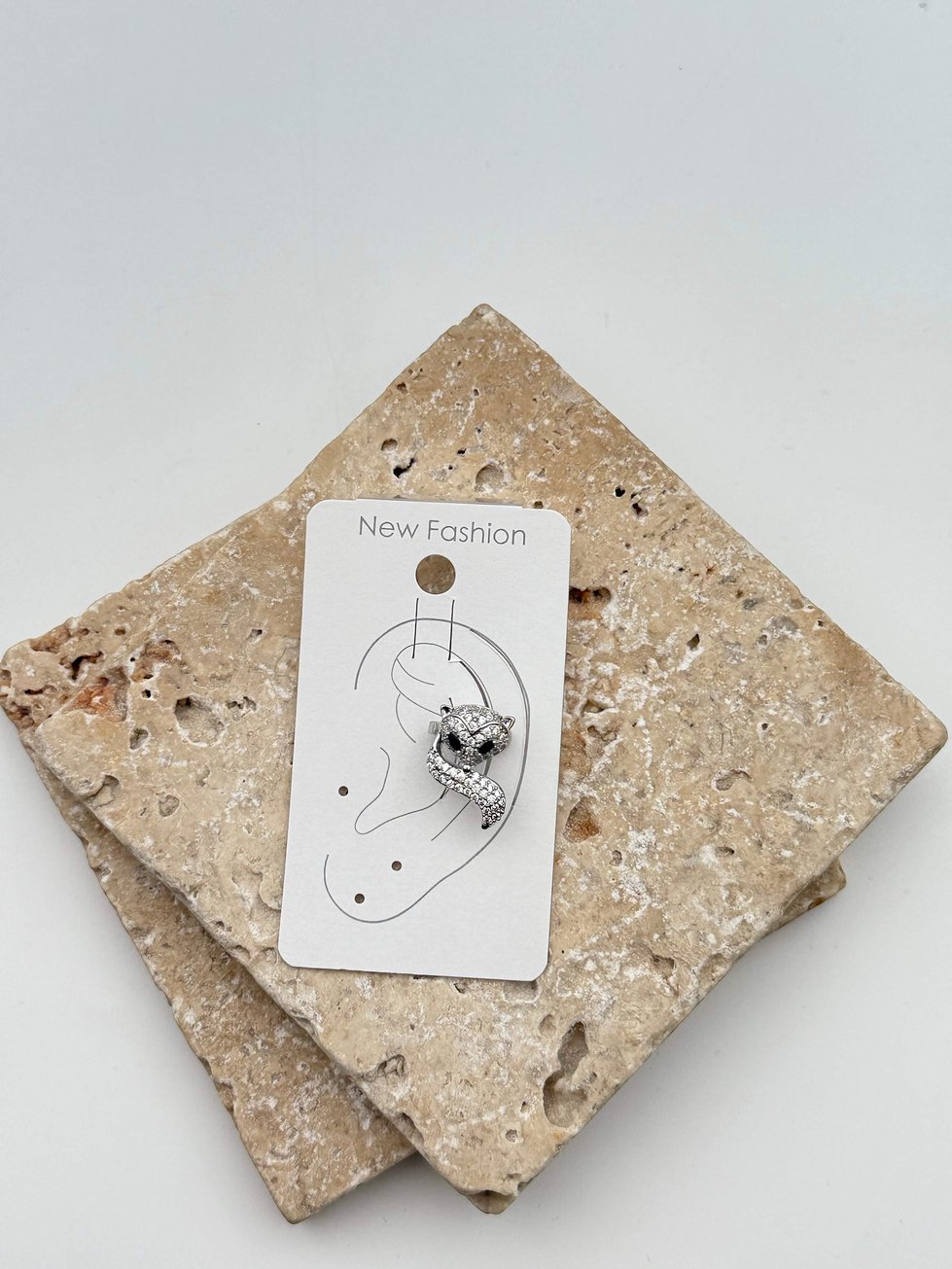 EARCUFF Kıkırdak Küpe // EAR-685.EAR-685