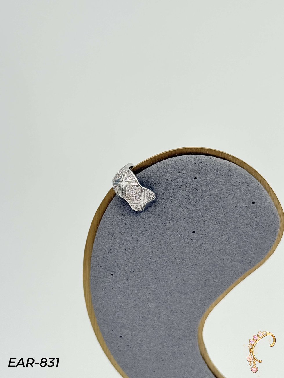 EARCUFF Kıkırdak Küpe // EAR-831EAR-831
