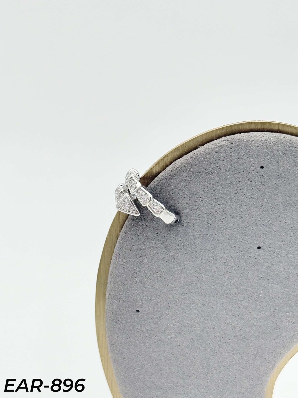 EARCUFF Kıkırdak Küpe // EAR-896EAR-896