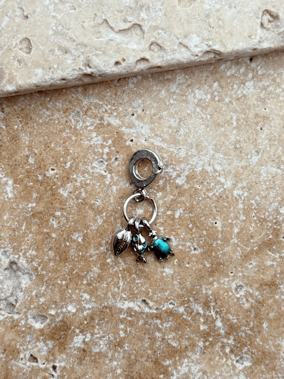 PNDR Charm // CHARM-862.CHARM-862