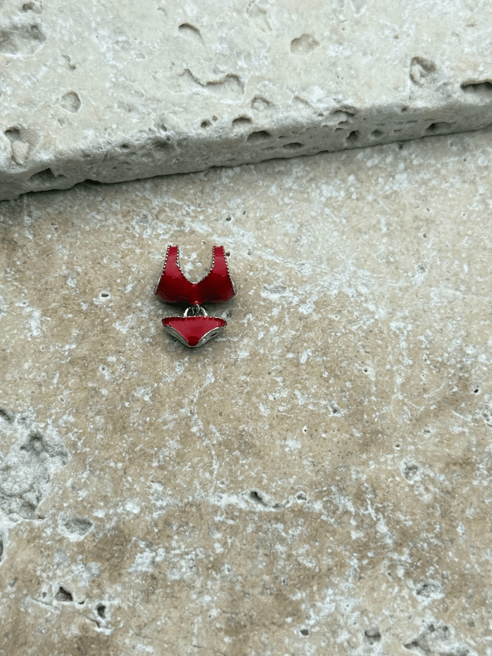 PNDR Charm // CHARM-907.CHARM-907