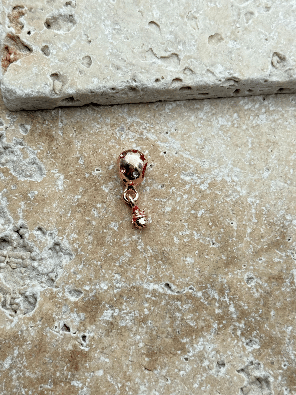 PNDR Charm // CHARM-915.CHARM-915