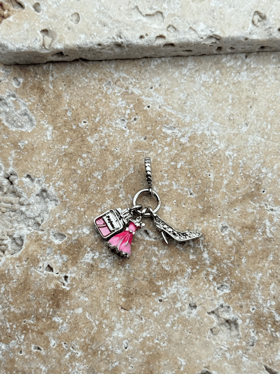 PNDR Charm // CHARM-929.CHARM-929