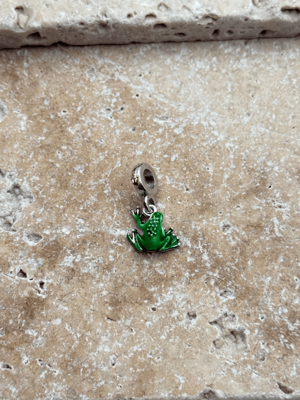 PNDR Charm // CHARM-951.CHARM-951
